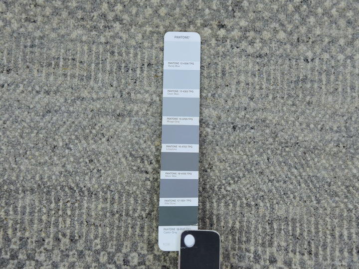 2'7" x 32'1" New Hand Knotted Grey Wool Runner Oriental Rug - MOA10279718