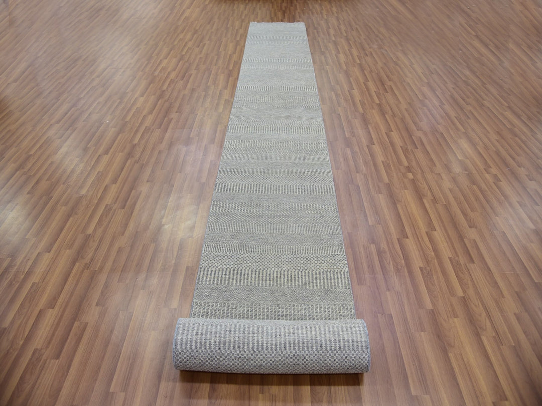 2'6" x 21'8" New Hand Knotted Grey Wool Runner Oriental Rug - MOA10279721