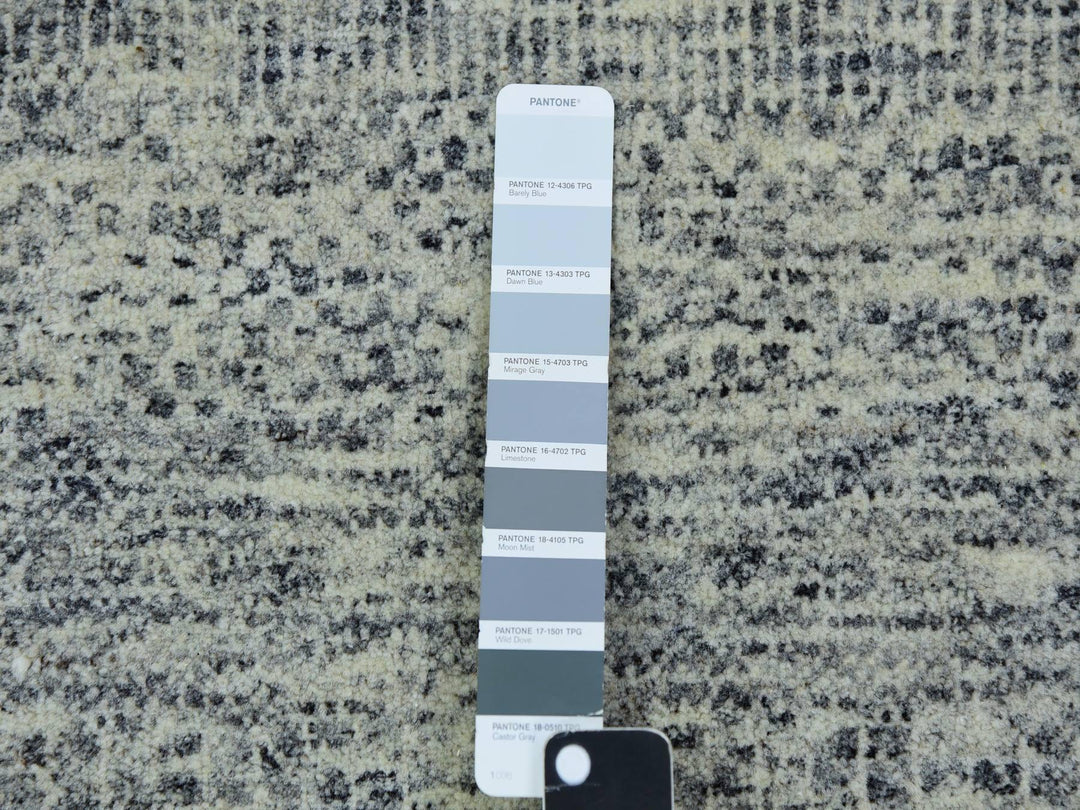 2'6" x 18'5" New Hand Knotted Grey Wool Runner Oriental Rug - MOA10279752