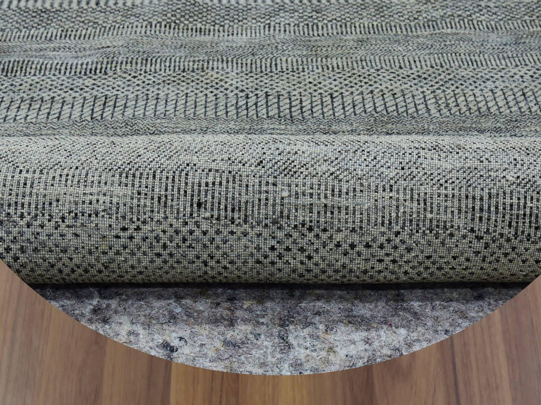 12'1" x 12'1" New Hand Knotted Grey Wool Round Oriental Rug - MOA10279761