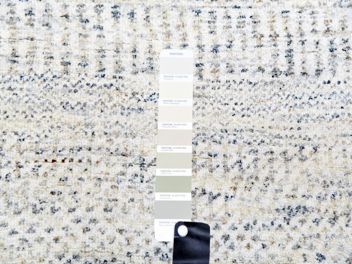 11'10" x 11'10" New Hand Knotted Grey Wool Round Oriental Rug - MOA10279776