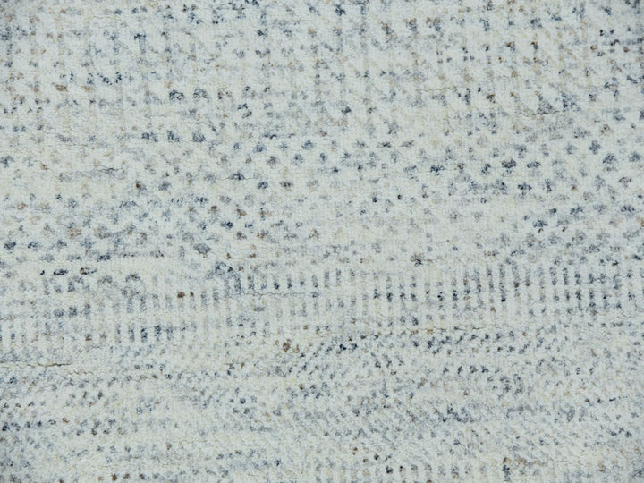 10'1" x 14'0" New Hand Knotted Grey Wool Rectangle Oriental Rug - MOA10279781