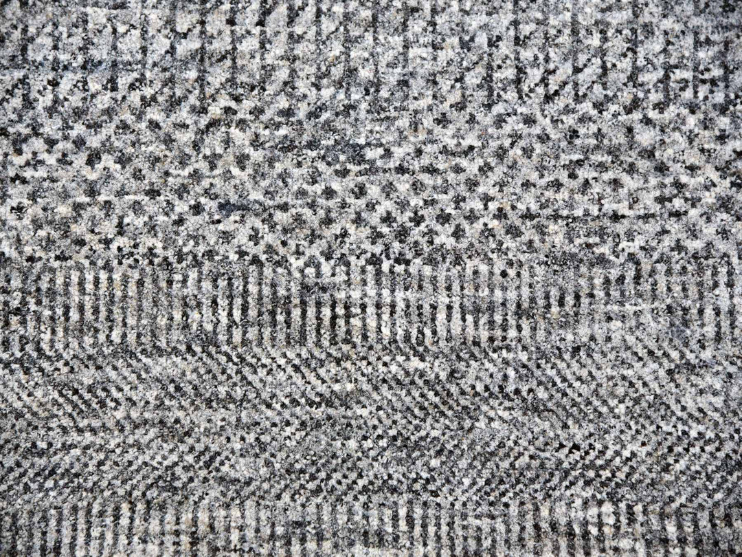 8'1" x 9'11" New Hand Knotted Grey Wool Rectangle Oriental Rug - MOA10279793