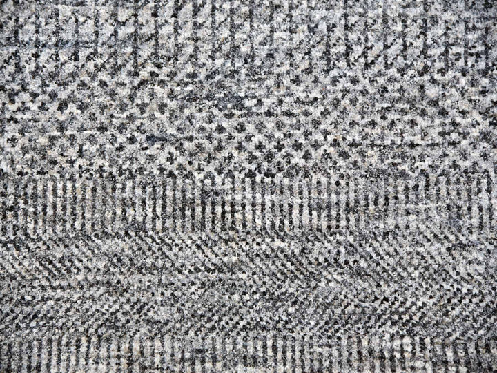 8'1" x 9'11" New Hand Knotted Grey Wool Rectangle Oriental Rug - MOA10279793