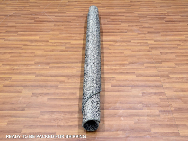 6'0" x 6'1" New Hand Knotted Grey Wool Rectangle Oriental Rug - MOA10279801