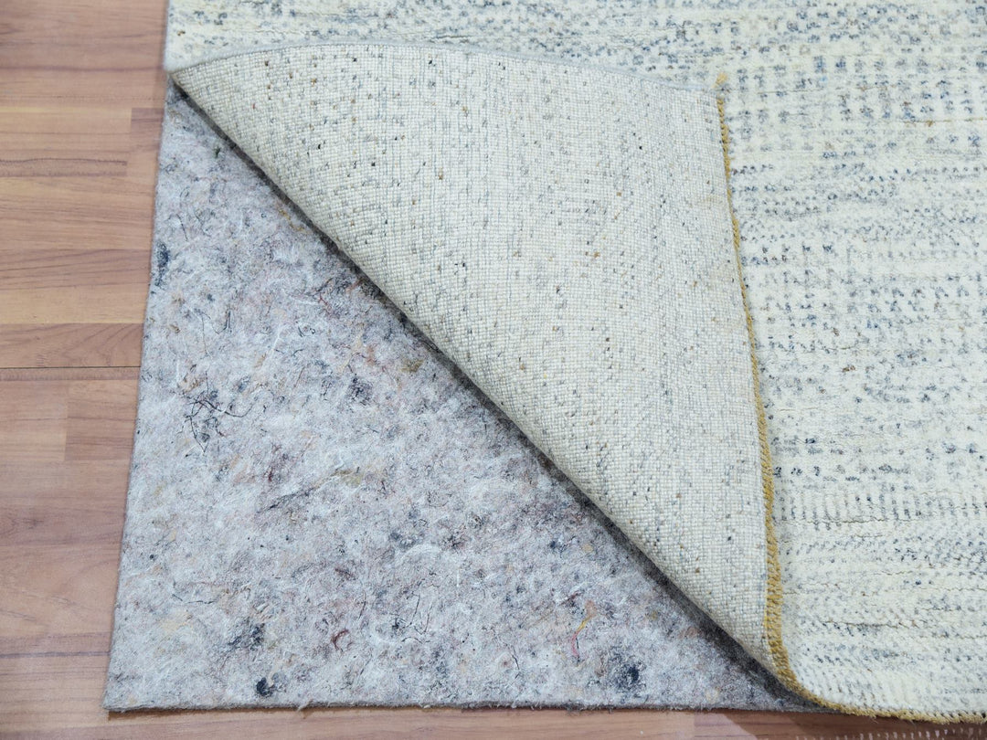 2'6" x 8'1" New Hand Knotted Grey Wool Runner Oriental Rug - MOA10279820