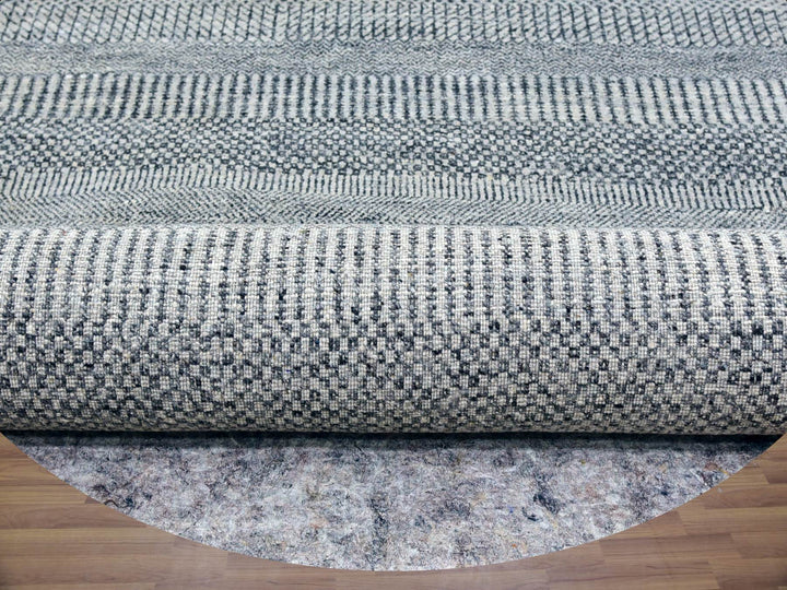 13'8" x 13'9" New Hand Knotted Grey Wool Round Oriental Rug - MOA10279860