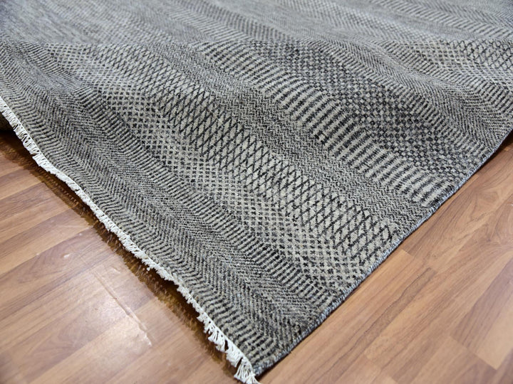 12'1" x 15'1" New Hand Knotted Grey Wool Rectangle Oriental Rug - MOA10279868