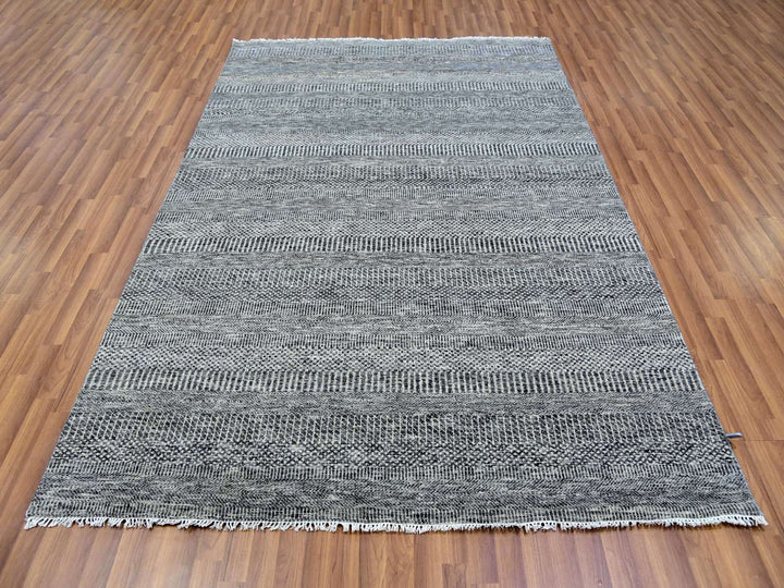 6'1" x 9'1" New Hand Knotted Grey Wool Rectangle Oriental Rug - MOA10279877