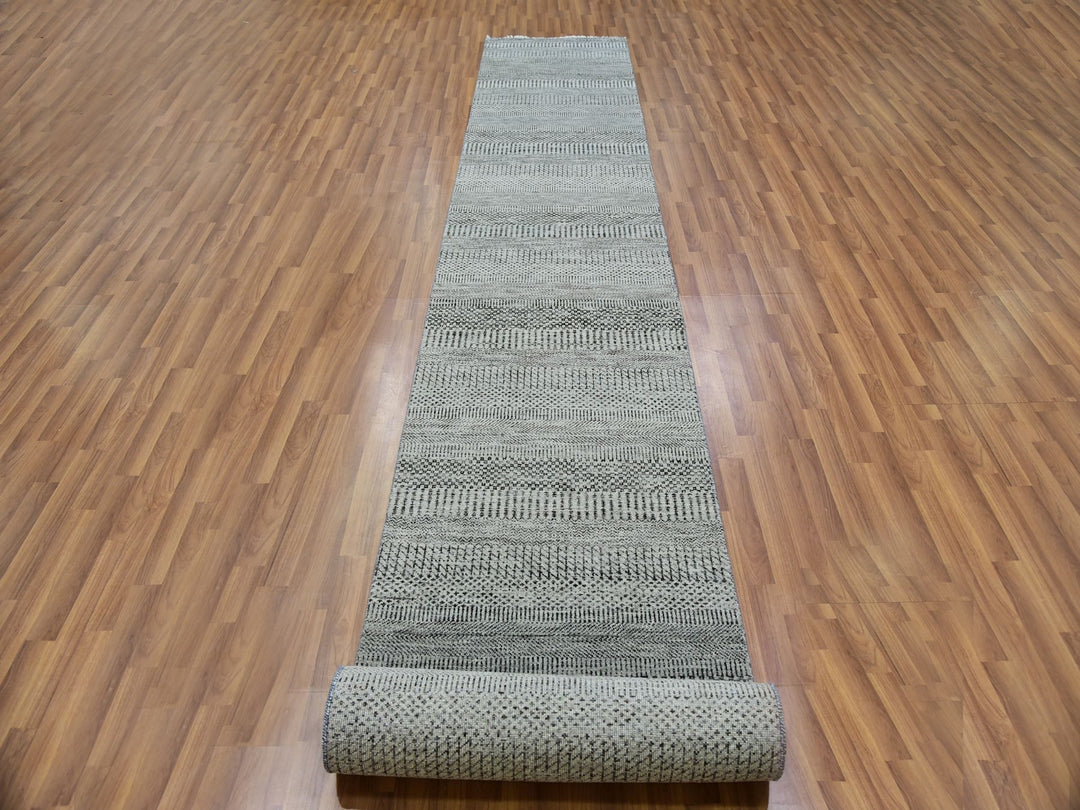 2'7" x 18'4" New Hand Knotted Grey Wool Runner Oriental Rug - MOA10279885