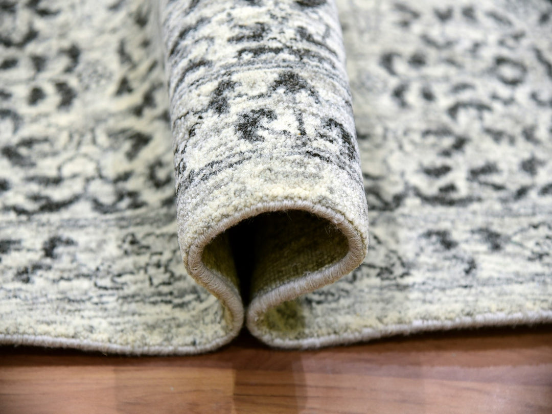 10'0" x 10'1" New Hand Knotted Ivory Wool Round Oriental Rug - MOA10279986