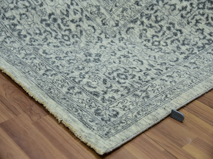 9'11" x 10'2" New Hand Knotted Ivory Wool Square Oriental Rug - MOA10279988