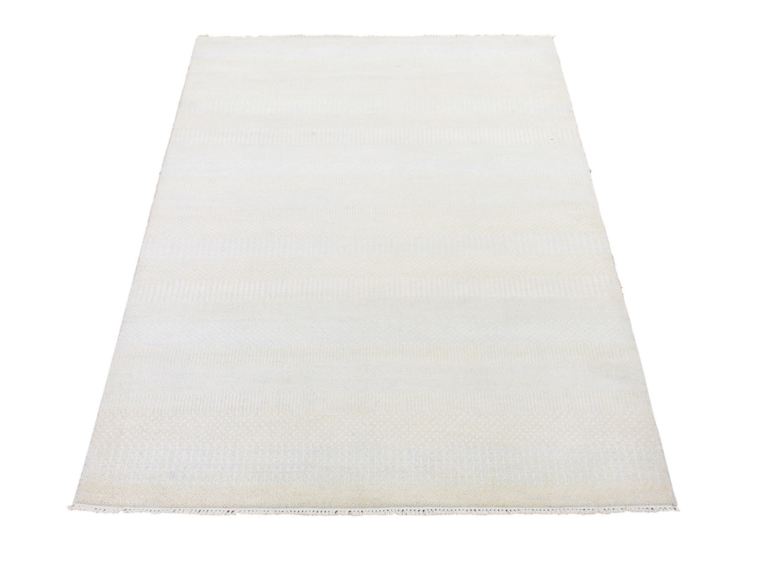 4'1" x 6'1" New Hand Knotted Ivory Wool & Silk Rectangle Oriental Rug - MOA10280039