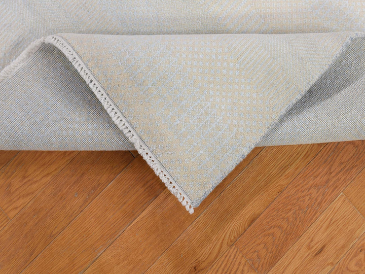 4'1" x 6'1" New Hand Knotted Ivory Wool & Silk Rectangle Oriental Rug - MOA10280039