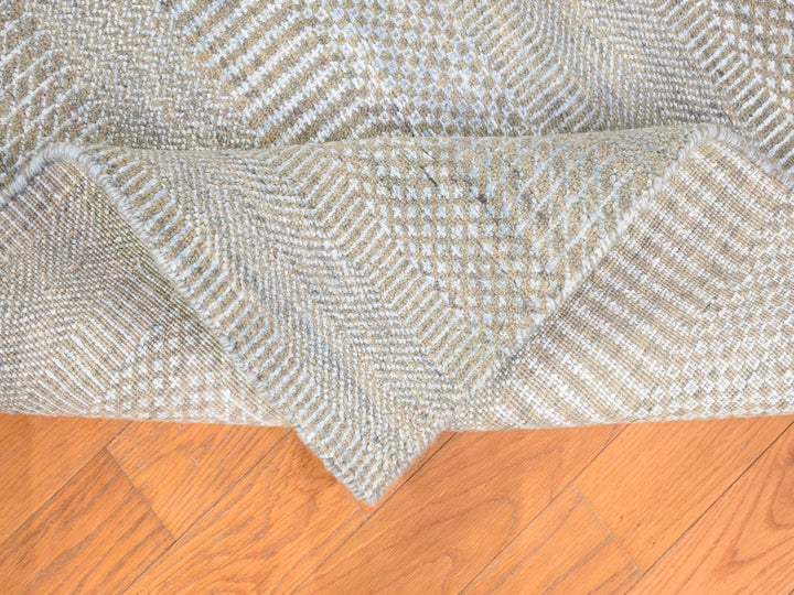 8'1" x 9'10" New Hand Knotted Grey Wool & Silk Rectangle Oriental Rug - MOA10280065