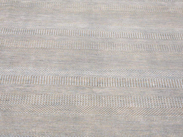 8'1" x 9'10" New Hand Knotted Grey Wool & Silk Rectangle Oriental Rug - MOA10280065