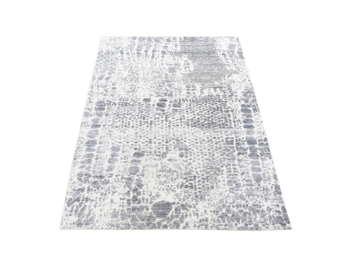 4'0" x 6'0" New Hand Knotted Ivory Wool & Silk Rectangle Oriental Rug - MOA10280077