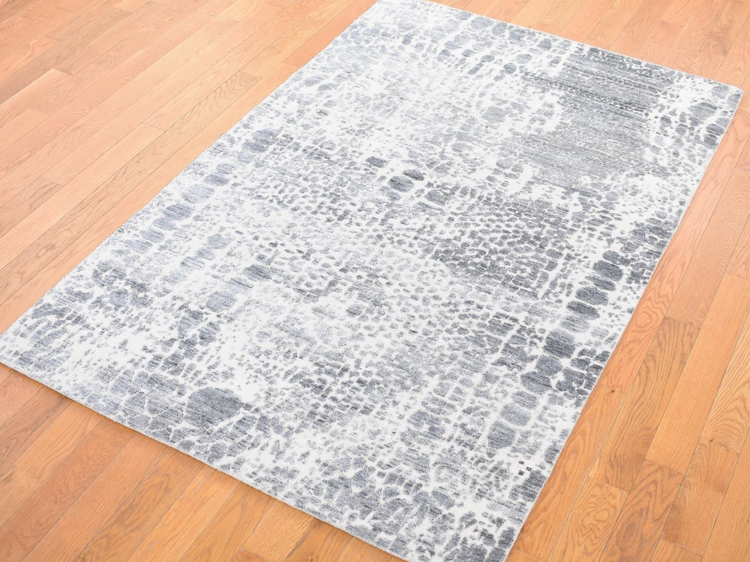 4'0" x 6'0" New Hand Knotted Ivory Wool & Silk Rectangle Oriental Rug - MOA10280077