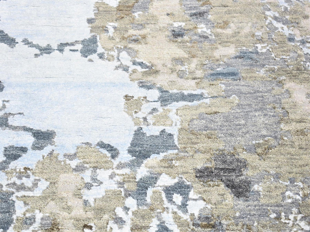 2'6" x 10'6" New Hand Knotted Beige Wool Runner Oriental Rug - MOA10280202