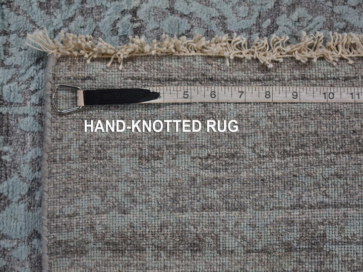 4'0" x 9'9" New Hand Knotted Green Wool & Silk Runner Oriental Rug - MOA10280286