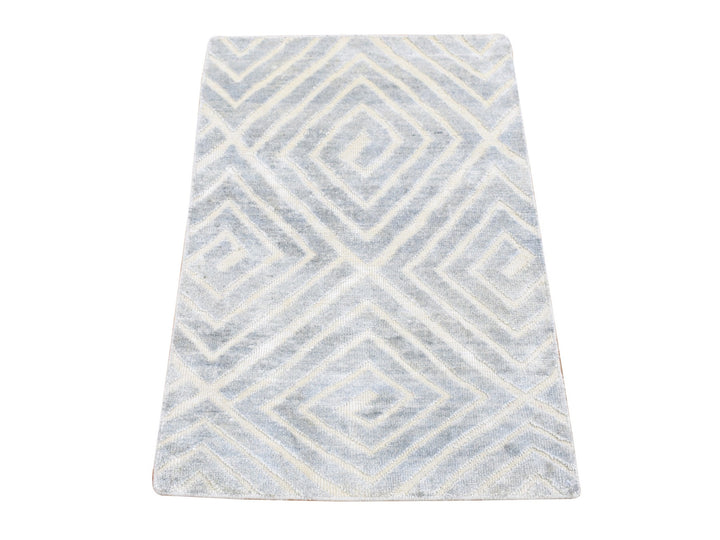 2'0" x 3'0" New Hand Knotted Grey Wool & Silk Rectangle Oriental Rug - MOA10280353