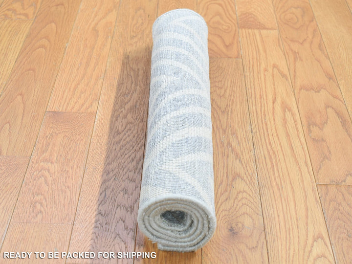 2'0" x 3'0" New Hand Knotted Grey Wool & Silk Rectangle Oriental Rug - MOA10280353