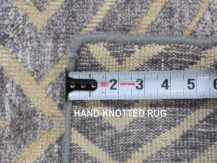 2'0" x 3'0" New Hand Knotted Grey Wool & Silk Rectangle Oriental Rug - MOA10280374
