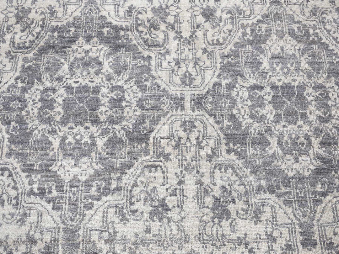7'9" x 10'0" New Hand Knotted Ivory Wool & Silk Rectangle Oriental Rug - MOA10280382