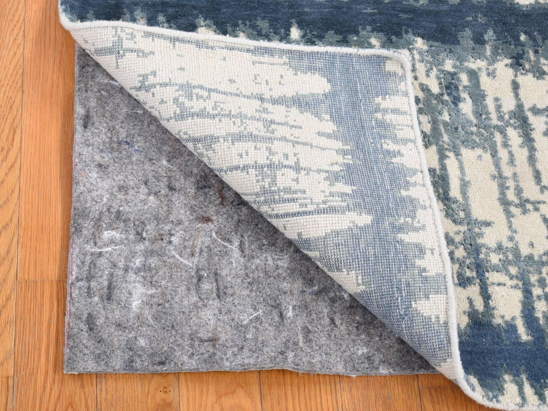 2'1" x 3'1" New Hand Knotted Ivory Wool & Silk Rectangle Oriental Rug - MOA10280416