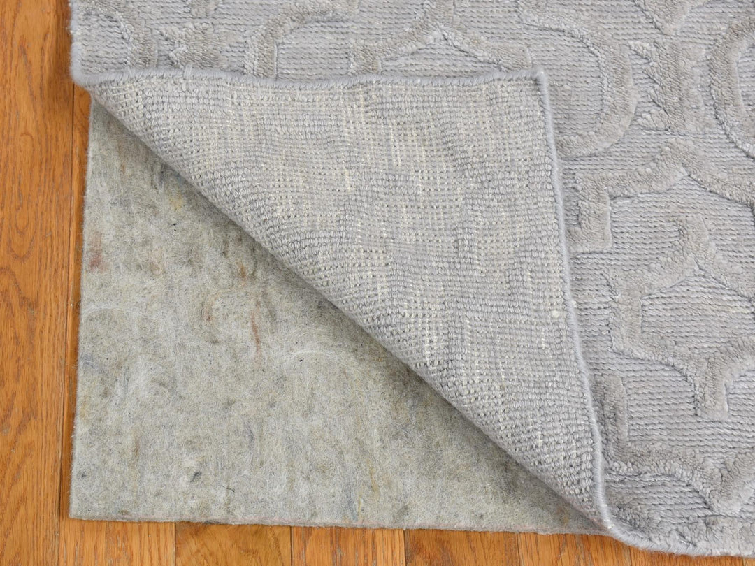 2'0" x 2'10" New Hand Knotted Grey Wool & Silk Rectangle Oriental Rug - MOA10280423
