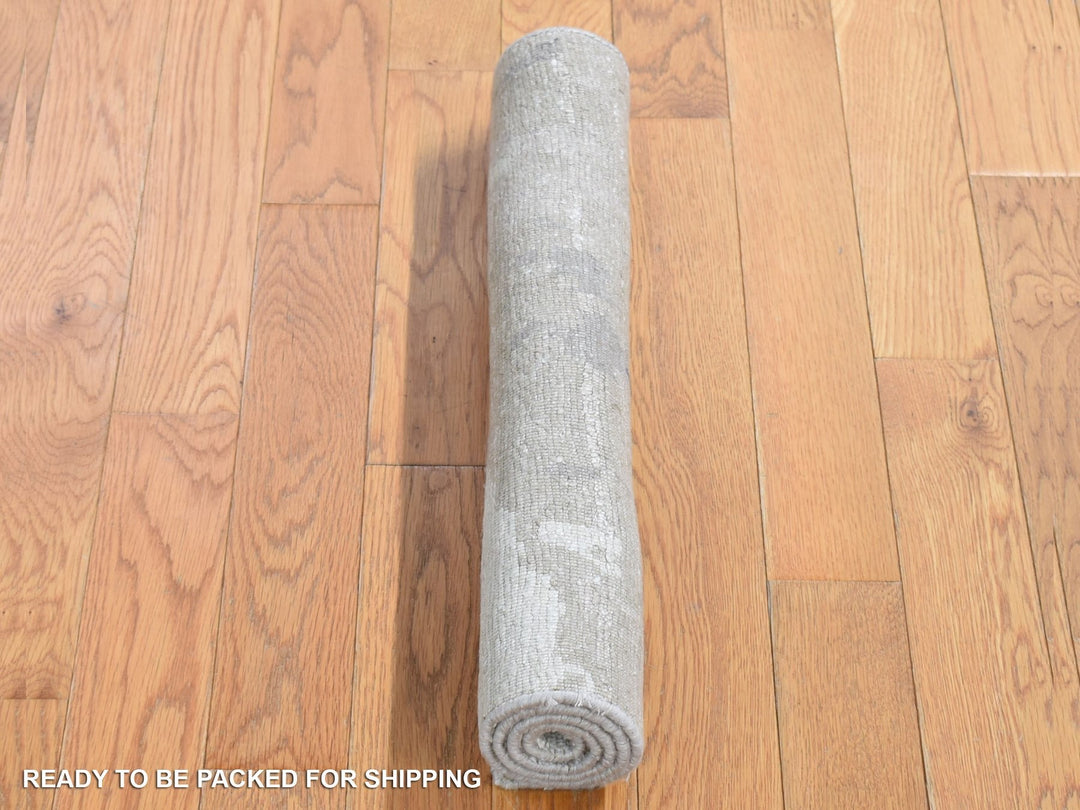 2'0" x 2'10" New Hand Knotted Grey Wool & Silk Rectangle Oriental Rug - MOA10280433