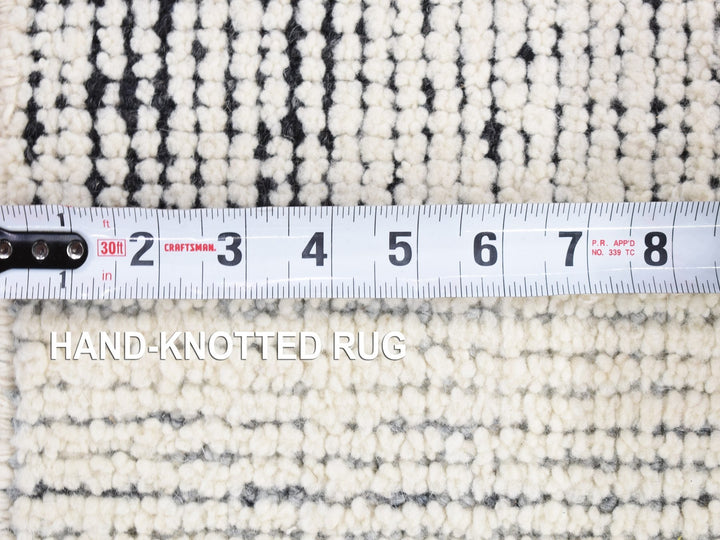 1'1" x 1'1" New Hand Knotted Ivory Wool Square Oriental Rug - MOA10280495