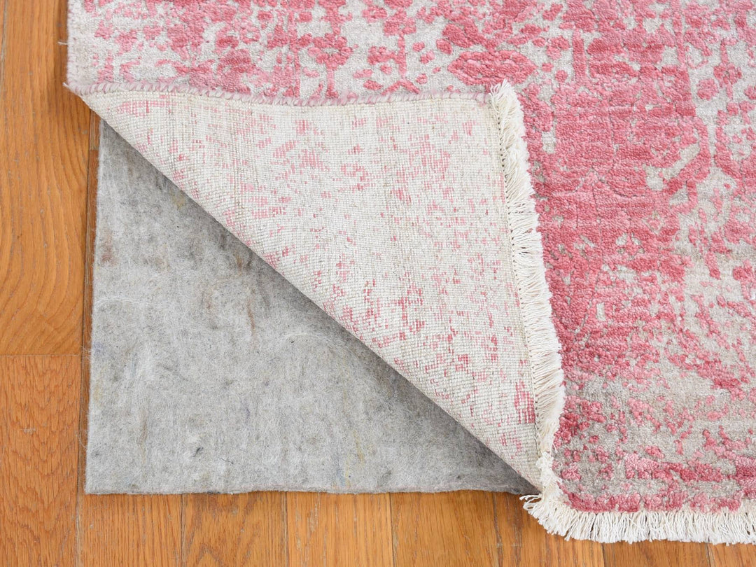 2'6" x 7'9" New Hand Knotted Pink Wool & Silk Runner Oriental Rug - MOA10280509