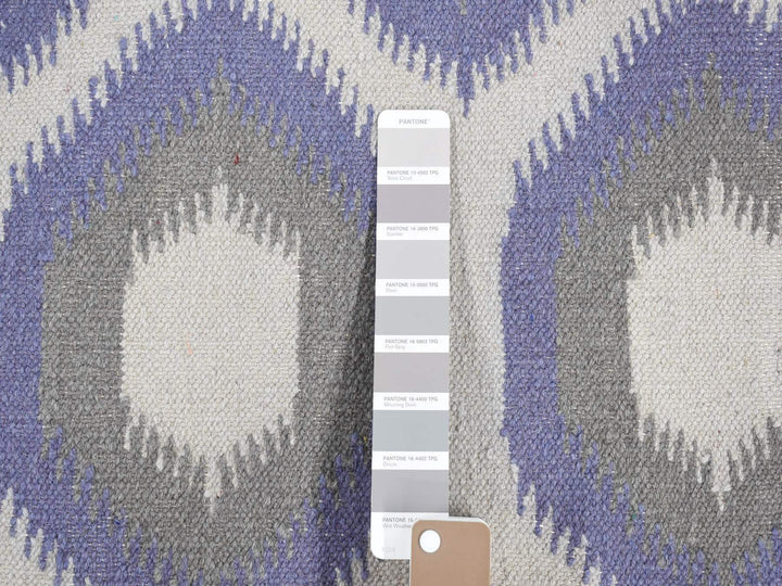 2'5" x 6'0" New Hand Woven Grey Wool Rectangle Oriental Rug - MOA10280534