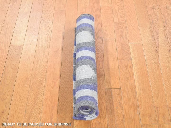 2'5" x 6'0" New Hand Woven Grey Wool Rectangle Oriental Rug - MOA10280534