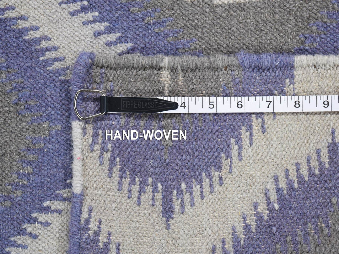 2'5" x 6'0" New Hand Woven Grey Wool Rectangle Oriental Rug - MOA10280534