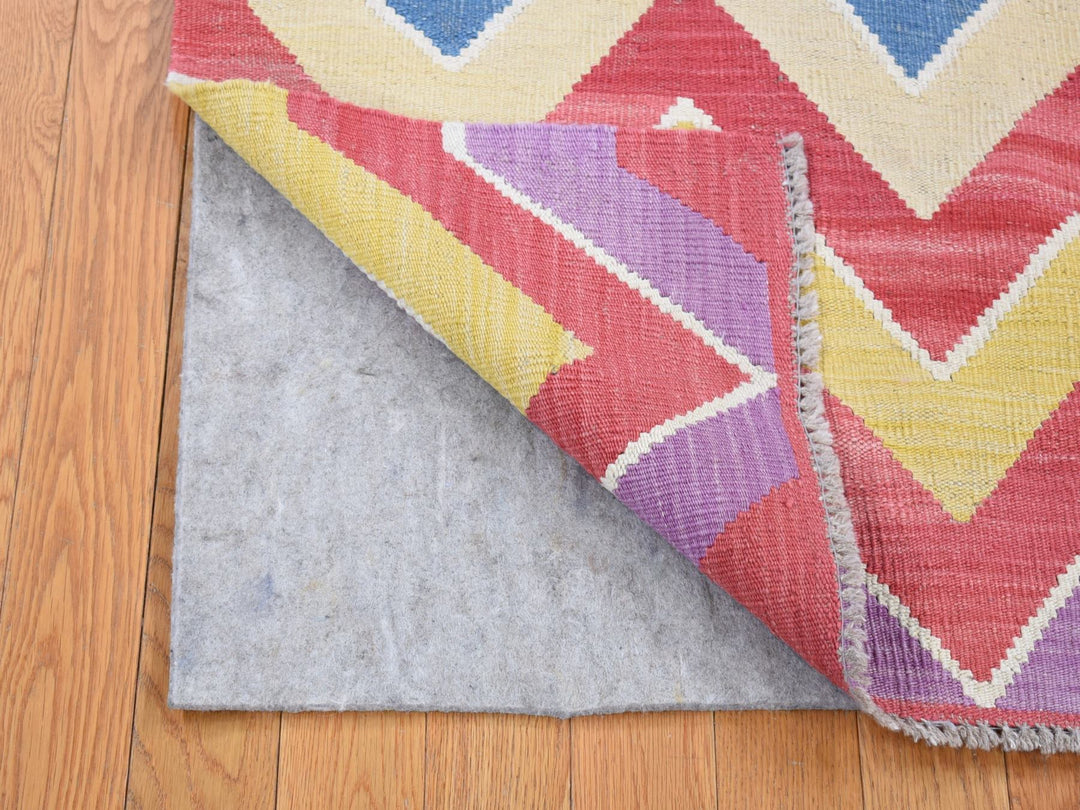 7'1" x 10'1" New Hand Woven Pink Wool Rectangle Oriental Rug - MOA10280551