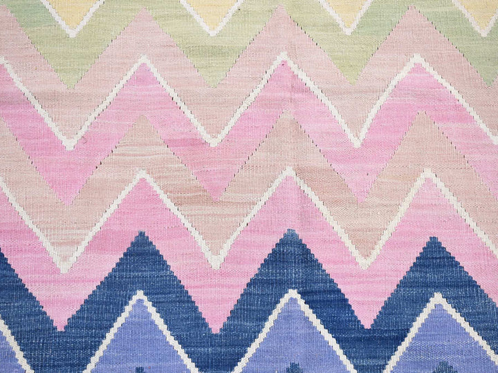 5'8" x 7'10" New Hand Woven Pink Wool Rectangle Oriental Rug - MOA10280552