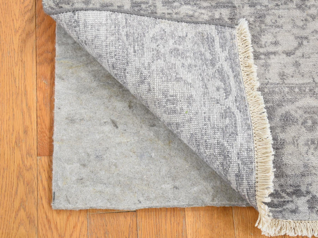 2'0" x 3'0" New Hand Knotted Grey Silk Rectangle Oriental Rug - MOA10280558