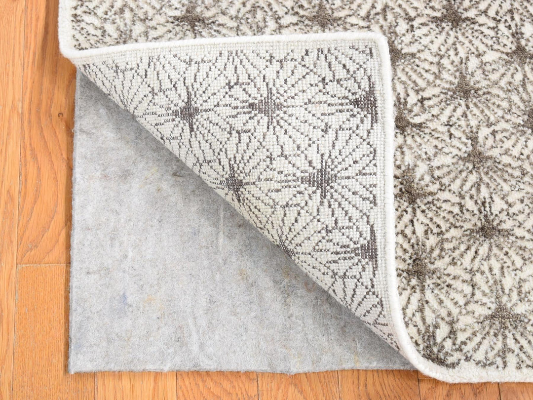 2'0" x 2'1" New Hand Knotted Ivory Wool & Silk Square Oriental Rug - MOA10280608