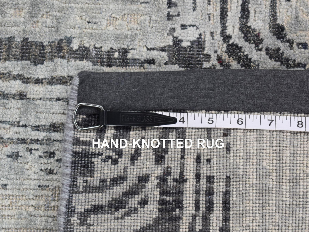 5'0" x 7'1" New Hand Knotted Grey Wool & Pure Silk Rectangle Oriental Rug - MOA10280768