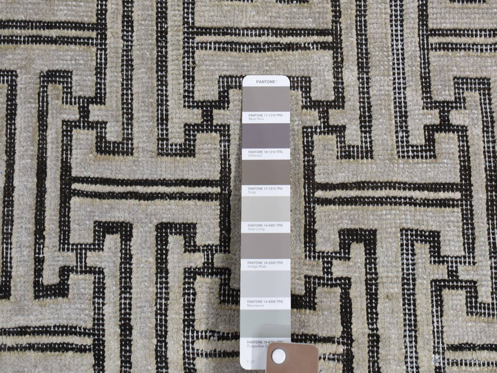 7'10" x 10'3" New Hand Knotted Grey Wool & Silk Rectangle Oriental Rug - MOA10280832
