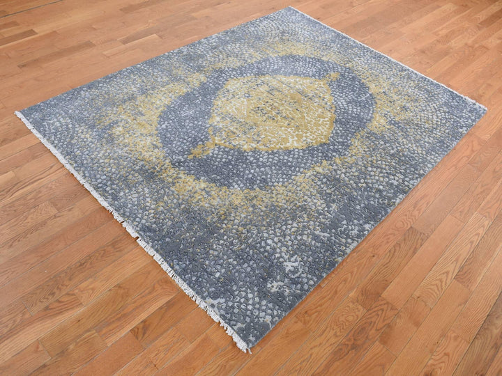 5'2" x 7'0" New Hand Knotted Grey Wool & Pure Silk Rectangle Oriental Rug - MOA10280962