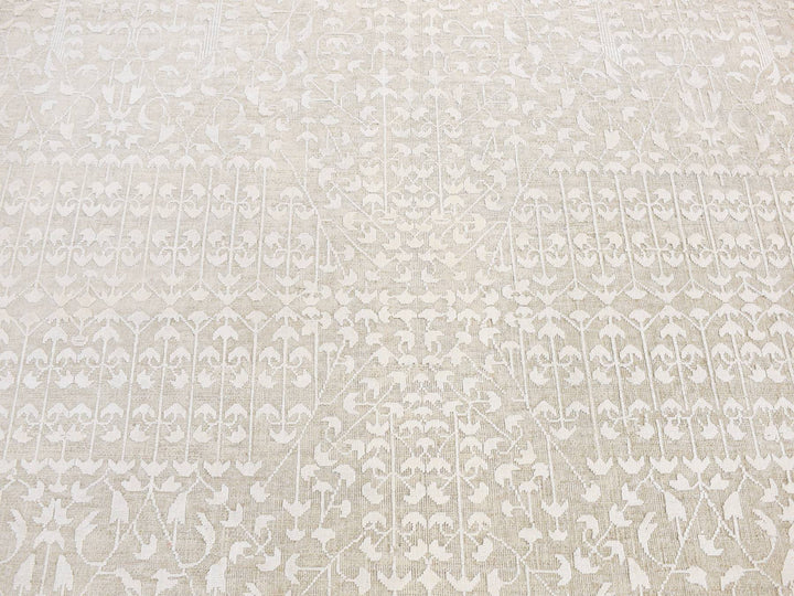6'1" x 9'4" New Hand Knotted Ivory Wool & Silk Rectangle Oriental Rug - MOA10280971