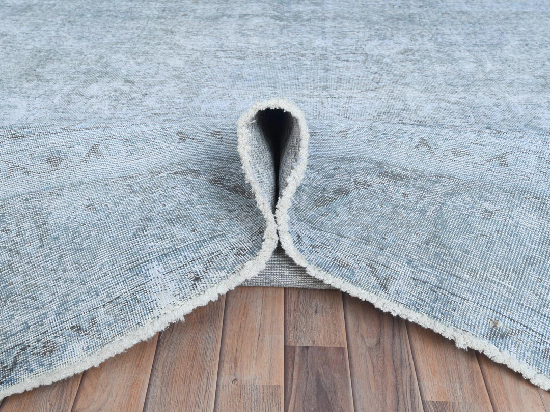 9'10" x 12'2" Vintage Hand Knotted Blue Worn Wool Rectangle Oriental Rug - MOA10281099