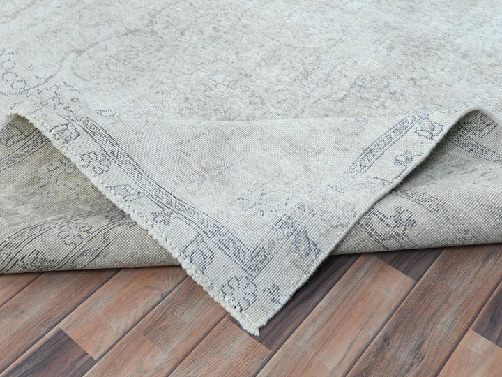 9'7" x 13'2" Vintage Hand Knotted Beige Worn Wool Rectangle Oriental Rug - MOA10281125
