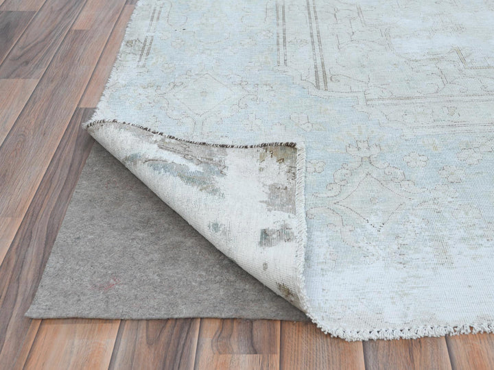 9'8" x 12'10" Vintage Hand Knotted Beige Worn Wool Rectangle Oriental Rug - MOA10281248