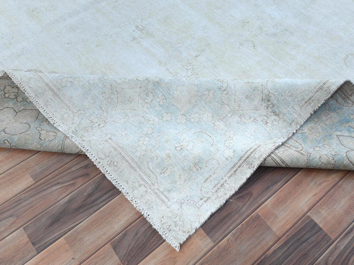 9'8" x 12'10" Vintage Hand Knotted Beige Worn Wool Rectangle Oriental Rug - MOA10281248