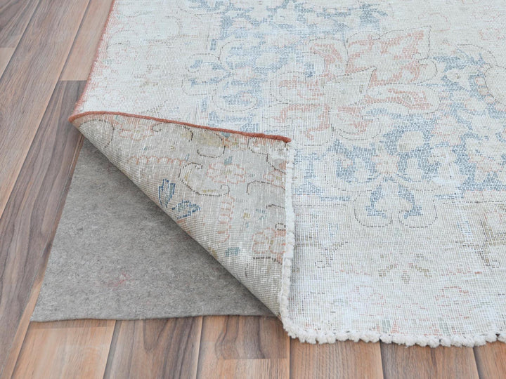 9'4" x 13'1" Vintage Hand Knotted Pink Worn Wool Rectangle Oriental Rug - MOA10281251