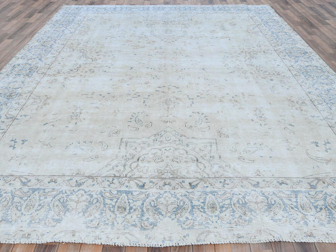 9'6" x 12'6" Vintage Hand Knotted Ivory Worn Wool Rectangle Oriental Rug - MOA10281259